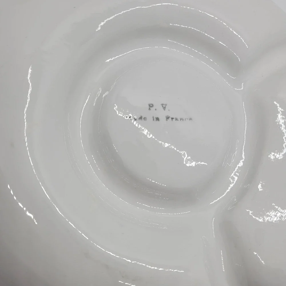 Vintage P.V. France White Majolica Artichoke Plate Floral Embossed Relief 9